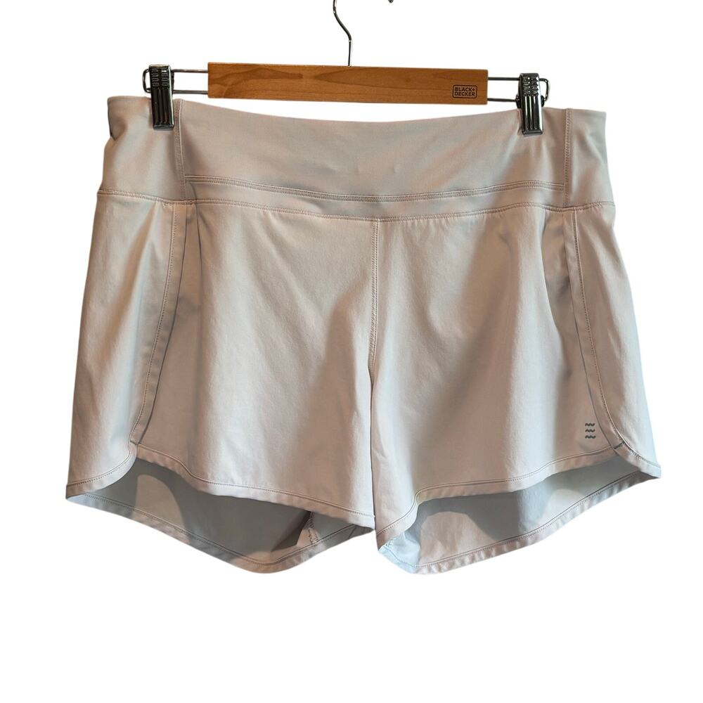 Free Fly Bamboo-Lined Breeze Short in Light Gray- size Large
